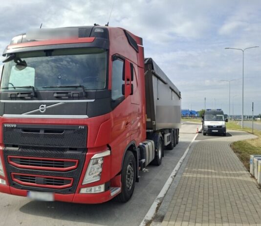 Transport zboża za ciężki o 8 ton! Przewoźnikowi grozi 10 tys. zł kary!