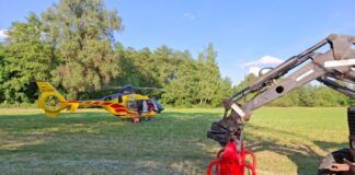 Tragedia na polu. Rolnik wciągnięty przez maszynę rolującą!