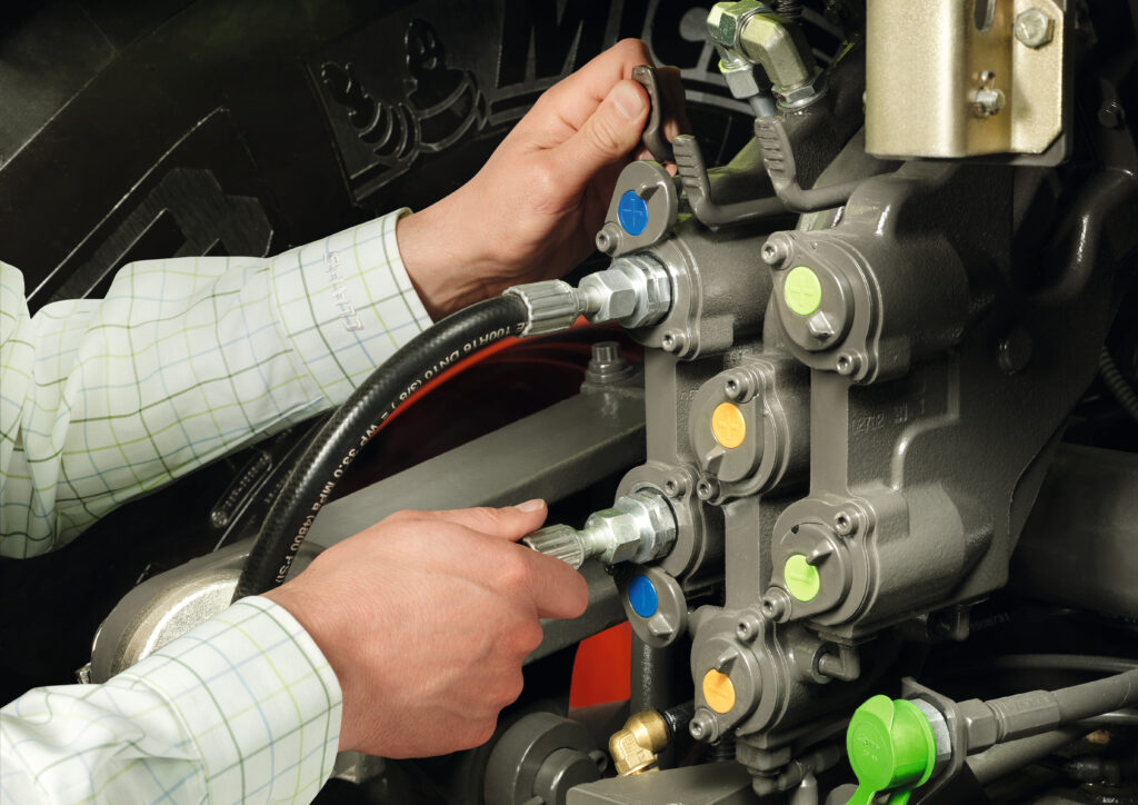 Układ hydrauliczny w ciągniku – zobacz co powinieneś wiedzieć