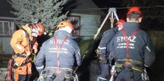 Ze studni strażacy wydobyli ciało gospodarza