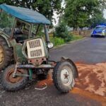 Ursus zdemolowany! Kierowca ciągnika nie ustąpił pierwszeństwa ciężarówce