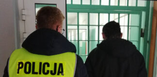Policjanci złapali podpalacza bel słomy i sprzętu rolniczego