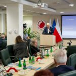 Polskie mleczarstwo na czołowej pozycji: Siekierski chwali branżę za osiągnięcia