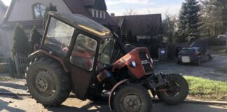 Ursus nie wytrzymał zderzenia z Volvo