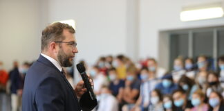 Minister rolnictwa zachęca młodych do pracy w rolnictwie