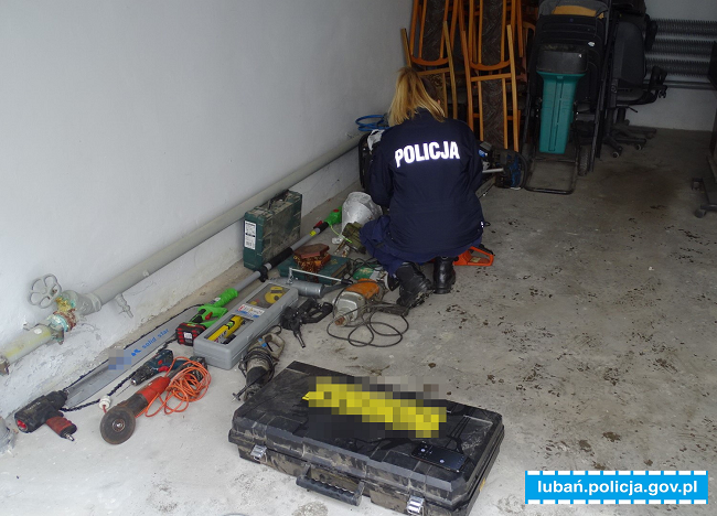 Policja odnalazła skradzione części z ciągnika Valtra oraz kombajnu zrębowego Johne Deere 