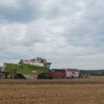 Kombajn Claas stanął w płomieniach podczas żniw!