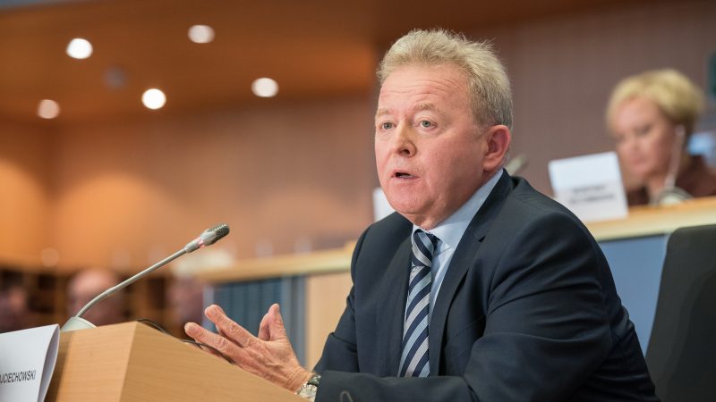 Komisarz UE ds. rolnictwa o protestach rolników i pieniądzach na polską wieś