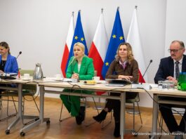 Nadpodaż ziemniaków na rynku. Resort szuka rozwiązań z przetwórcami i handlem