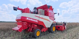 Chiński kombajn w polskim montażu. Aż żal, że to nie reaktywacja Bizona
