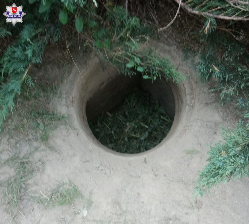 Makabryczny wypadek. Dwaj mężczyźni odnalezieni w szambie