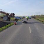 Tragiczny wypadek w Mętowie. Traktorzysta wymusił pierwszeństwo na motocykliście