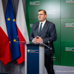Minister zawiadamia prokuraturę ,przyspiesza wypłaty dla rolników i zapowiada wyższą akcyzę zwrotną