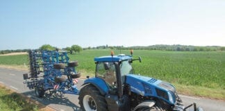 W kwietniu ciągniki znów miały pod górę rolnictwo, portal rolny, sprzedaż ciągników, ciągniki, leasing, John Deere, Ursus, Zetor, Deutz Fahr, New Holland,