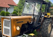 Prawie 2 promile, brak uprawnień i 4-letnie dziecko w ciągniku!