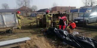 69-letni mężczyzna zmarł w płomieniach. Chciał ugasić płonącą trawę