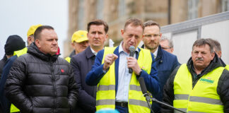 Minister rolnictwa prosi o wsparcie i zaufanie rolników. Co w zamian?