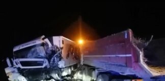 Ciężarówka wjechała w ciągnik rolniczy i w Mana