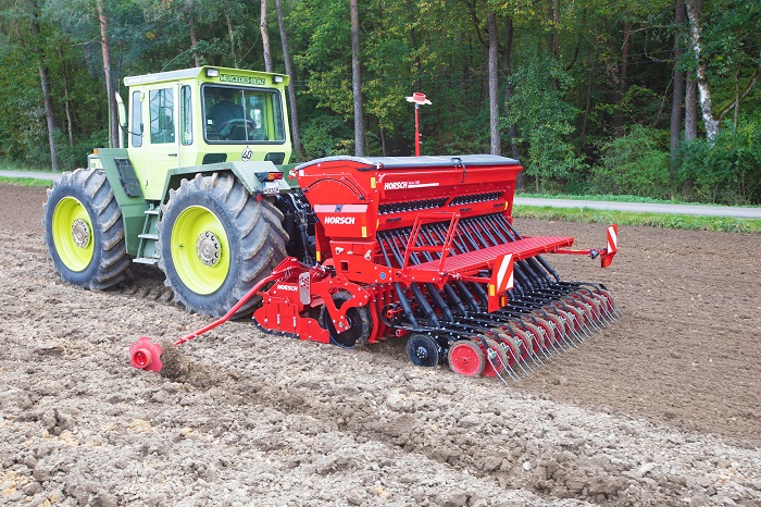 Pierwszy mechaniczny siewnik od HORSCH