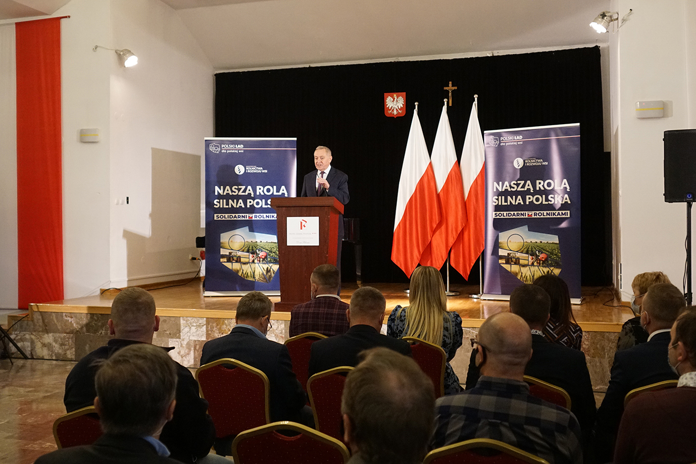 Wicepremier Henryk Kowalczyk podczas wystąpienia na spotkaniu z rolnikami (fot. MRiRW)