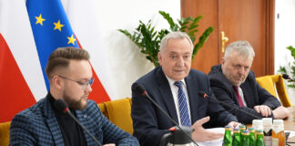 Dramatyczna sytuacja rolników. Prezesi izb rolniczych u ministra