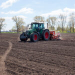 Badania techniczne pojazdów w górę. Ile rolnicy zapłacą za przegląd ciągnika?