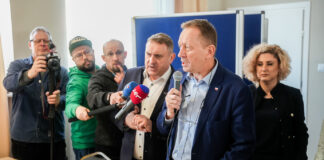 Europę zalewa nie tylko ukraińskie, ale i rosyjskie zboże! Telus na spotkaniu z rolnikami
