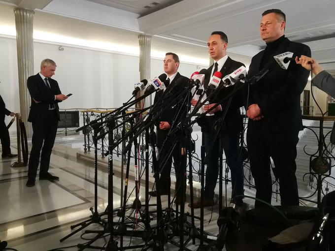 PSL proponuje trzy rozwiązania, które realnie pomogą kredytobiorcą