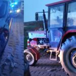 Ursusem wjechał w Forda. Rolnik stracił ciągnik