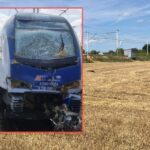 Mógł doprowadzić do katastrofy. Pijany traktorzysta wjechał pod pociąg
