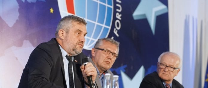 GMO, Jan Krzysztof Ardanowski, pasze, białko, innowacje w rolnictwie, rolnik, portal rolny, rolnictwo, Forum w Krynicy