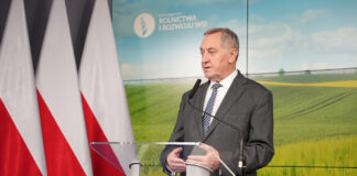 Kowalczyk: Nie zostawimy rolników samych sobie