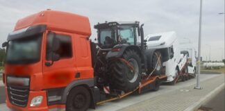 ITD zatrzymało transport ciągnika i ciężarówek z Holandii. Co było nie tak?