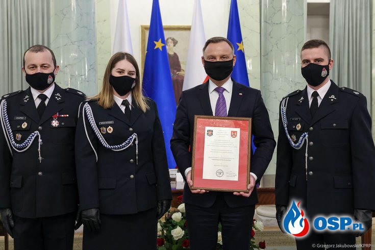 Prezydent podziękował strażakom za pomoc w walce z pandemią