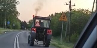 Zatrzymano kompletnie pijanego kierowcę ciągnika. Wydmuchał blisko 3 promile alkoholu