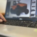 Rolnik chciał kupić ciągnik przez internet. Stracił 8500 złotych!