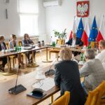 Pracownicy KRUS chcą wyższych pensji. Siekierski odsyła ich do resortu finansów