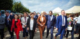 Kasa Rolniczego Ubezpieczenia Społecznego na Dożynkach Jasnogórskich w Częstochowie