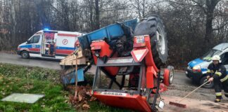 Ursus do góry kołami. Groźny wypadek pod Bochnią