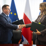 Rolniku, kontrole mają być prostsze. ARiMR i PIORiN podpisały umowę