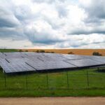 Energia wraca na wieś. Fotowoltaika i biogaz zmieniają zasady gry w gospodarstwach