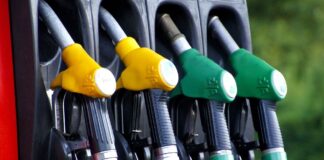 Tańsza benzyna i droższy diesel w skali minionego tygodnia
