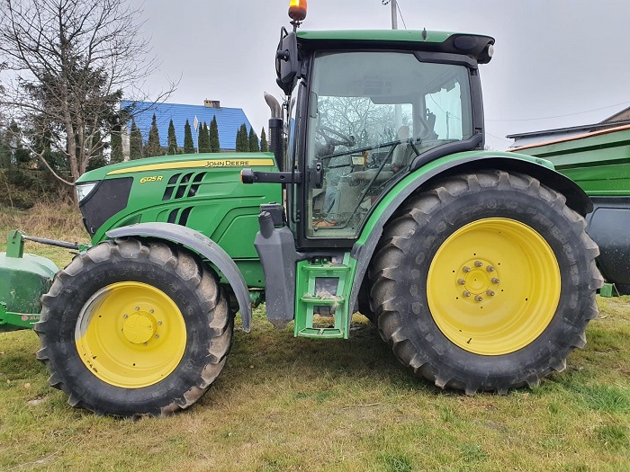 Wartość ciągnika po latach – czy może się utrzymać?