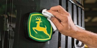 John Deere w setce najcenniejszych marek na świecie