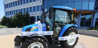 Rolnik w loterii wygrał ciągnik New Holland
