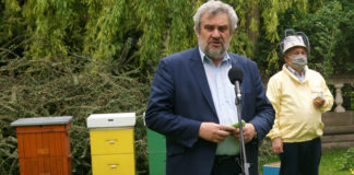 Ardanowski: 30 proc. więcej na pszczelarstwo w przyszłej WPR!
