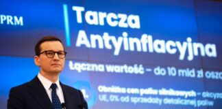Morawiecki: obniżymy VAT na gaz i paliwo oraz znosimy całkowicie akcyzę na prąd!