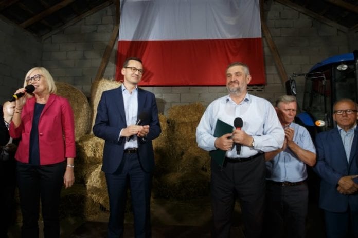 rolmnik, rolnictwo, Jan Krzysztof Ardanowski, , Ardanowski, Mateusz Morawiecki, Morawiecki, Plan dla wsi, pomoc rolnikom, wsparcie rolnika, ceny owoców, pasze, holding spożywczy