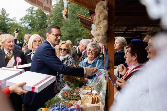 Wdzięczni Polskiej Wsi, Mateusz Morawiecki, rolnik, rolnictwo, pomoc suszowa, koła gospodyń wiejskich