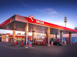 ORLEN przedłuża promocję paliwową. Kierowcy zatankują taniej nawet 700 litrów paliwa
